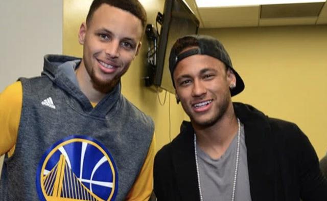 每体：若接受手术奥尔莫要缺阵4个月，因此巴萨选择保守治疗（每体：手术恐让奥尔莫缺席4个月，巴萨改走保守治疗方案）