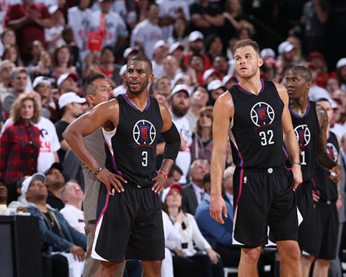 赫内斯谈拜仁明年目标：国内双冠王，在欧冠尽可能走远一些（赫内斯：拜仁明年冲击国内双冠，欧冠力求走得更远）